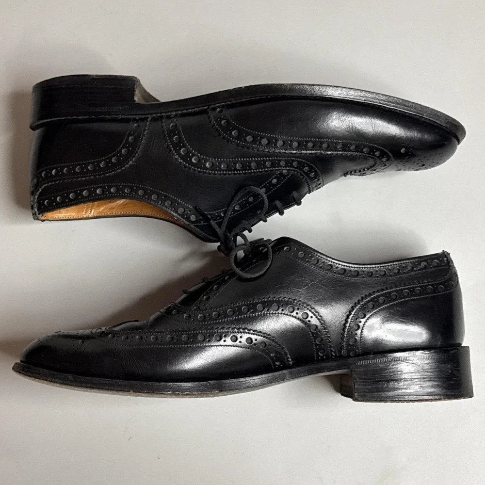 Vintage Lotus Ladbroke Wingtip Oxfords UK 8 EX (US 9) England Northampton Bench